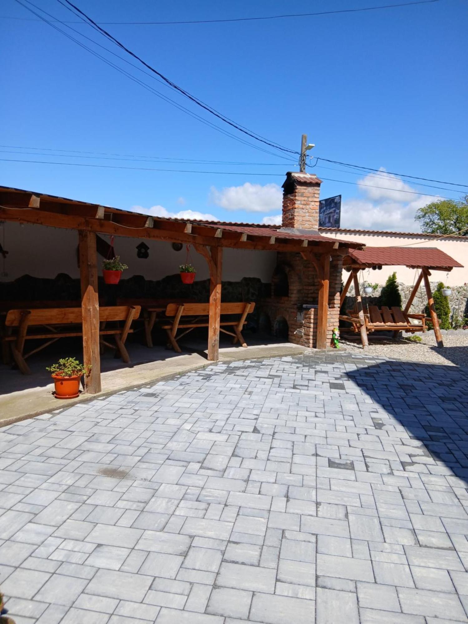 Casa Loredana Cîrţişoara Bagian luar foto